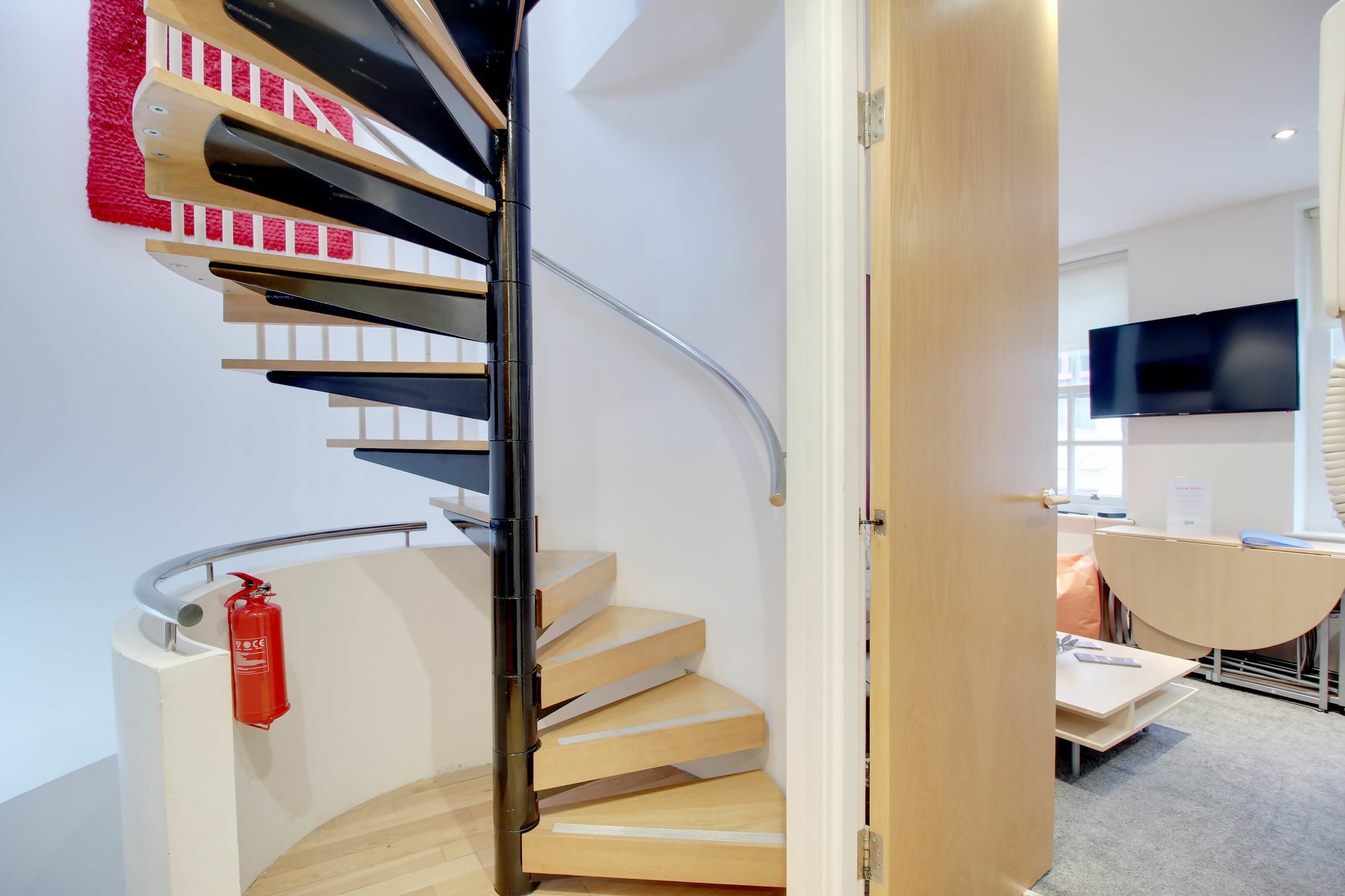 Majestic Mews Apartment With Free Parking - By My Getaways Brighton ภายนอก รูปภาพ